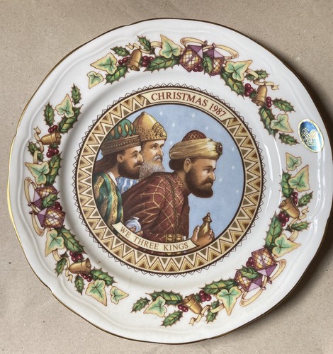 Aynsley christmas plate - plate, 3