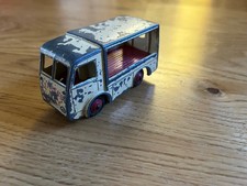 Dinky Toys 30V NCB Electric Van Milk Float "Express Dairy" Cream/Red