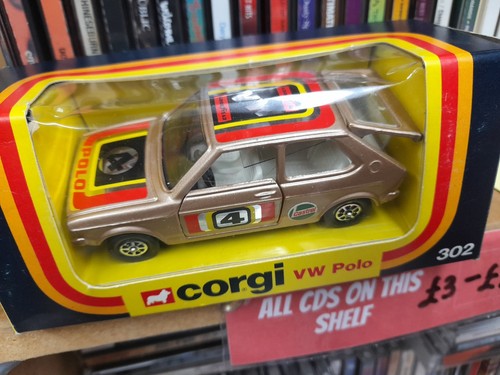 Corgi boxed 302 polo - no, vw