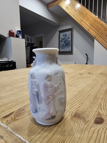 Lladro mini japanese vase - mini,