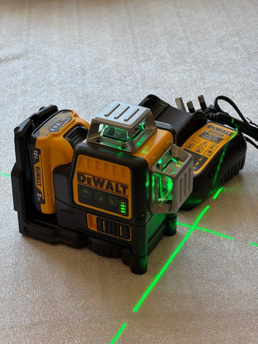 Dewalt dce089ng18 18v 3 - dewalt,