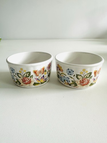 Pair aynsley cottage - pair, garden