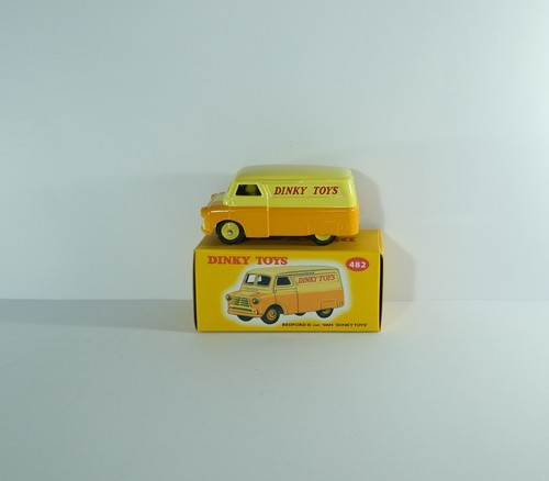 Norev bedford van model - ca,