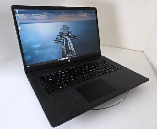 Laptop ryzen 3 7320u - 17.3",