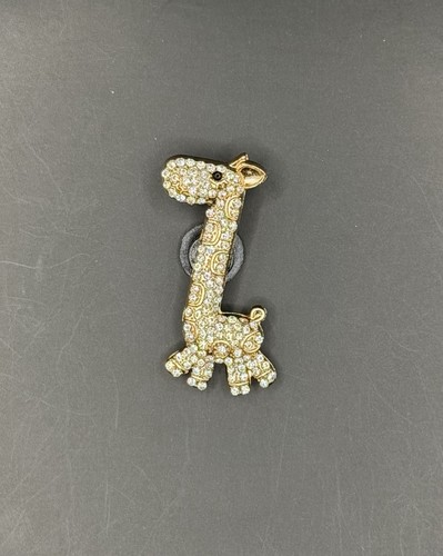 Metal giraffe shoe charm - giraffe,