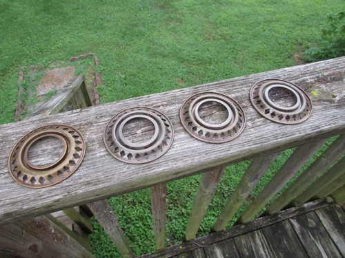 Antique brass oil - 3.75",