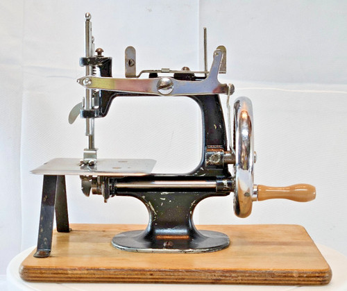 Antique lead toy sewing - antique,