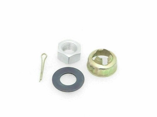 Rear wheel axle hub - rear,