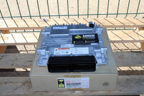 New hitachi isuzu engine - new,