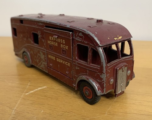 Dinky supertoys horse - dinky,