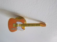 THE FENDER CLUB, RARE COLLECTABLE GUITAR BADGE/PIN - PEACH, NEW/SEALED, COOL.