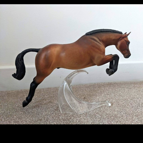Breyer jumping connemara pony - jumping,