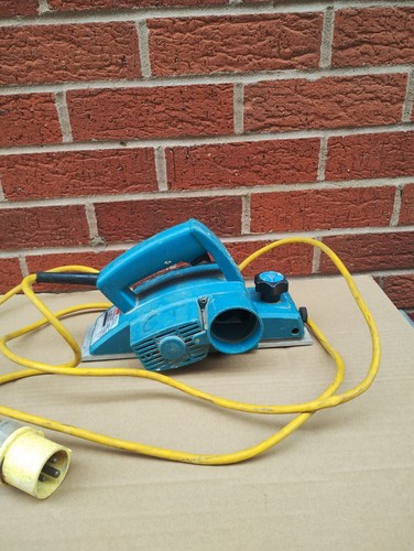 Makita 1902 planer 82mm - 1902,