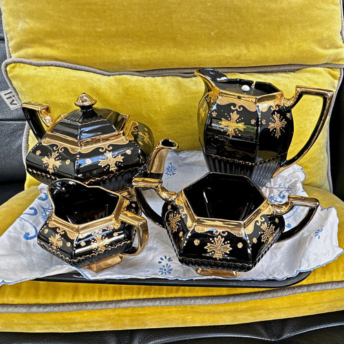 Black gold hexagonal floral - &,