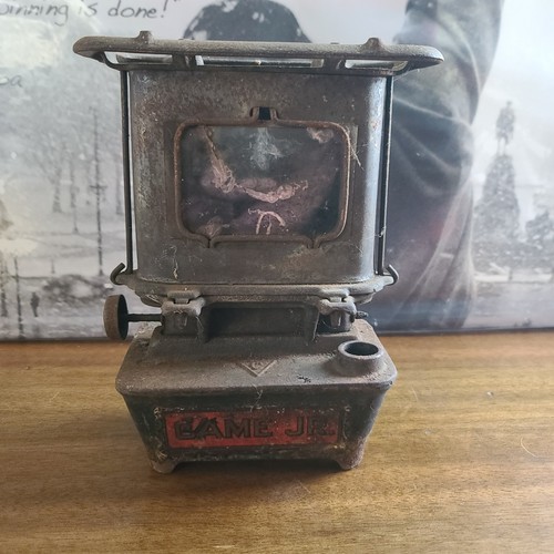 Antique game junior - game, sad