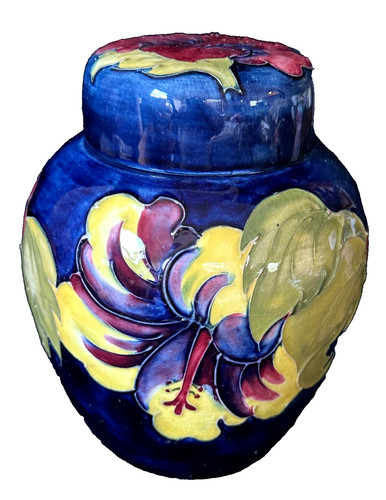 Moorcroft hibiscus flowers - moorcroft,