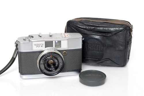 Yashica half frame 35mm - frame,