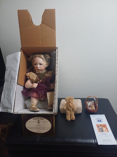Alberon collectible porcelain - collectible,