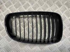 2010 BMW 1 SERIES F20 FRONT RIGHT DRIVER SIDE BUMPER KIDNEY GRILLE OEM 7166440