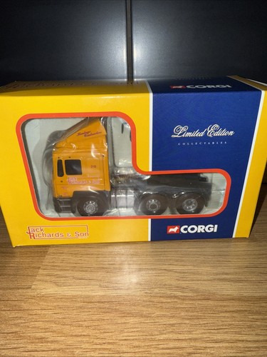 Corgi erf ecs - corgi, tractor