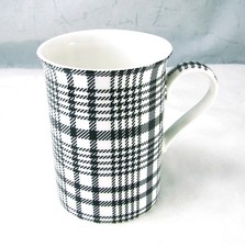 Maxwell & Williams Fine Bone