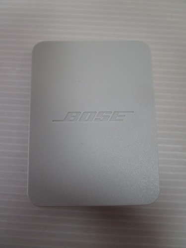 White bose soundlink color - white,