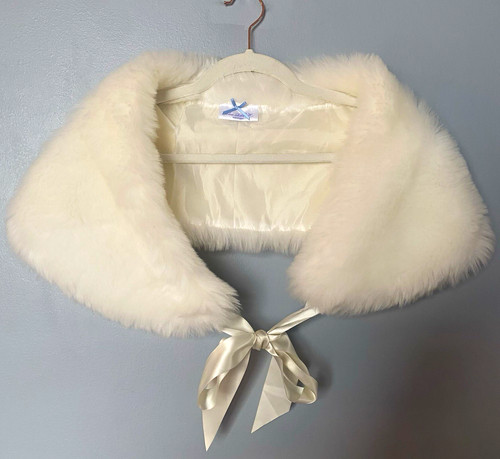 Blue ribbon white faux - blue, fur