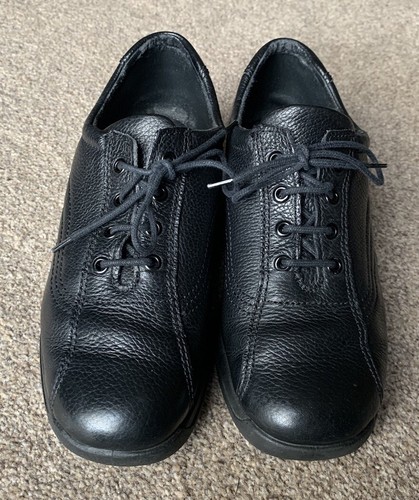 Ladies size black leather - uk,