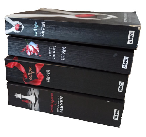 Twilight saga book - saga,