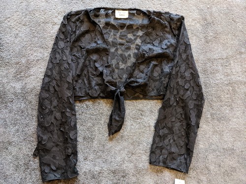 Michaela louisa black - 🛍️,