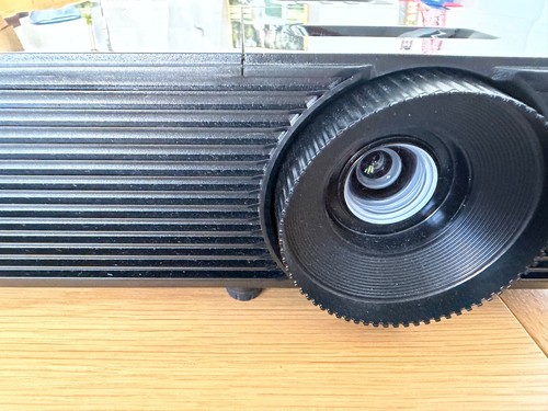 Optoma hd143x 200 lumens - optoma,