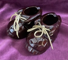 Vintage Kitsch Brown Glazed