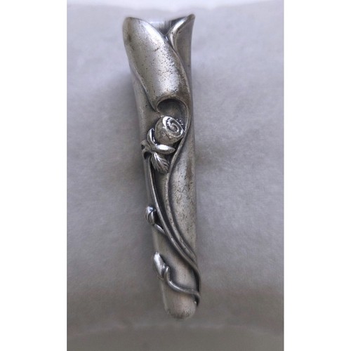 Vintage silver tone - silver, floral