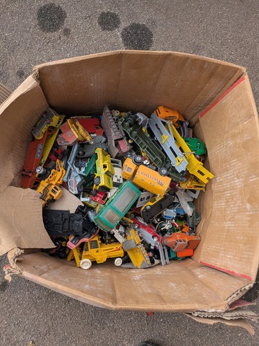 Large box spares - of, and