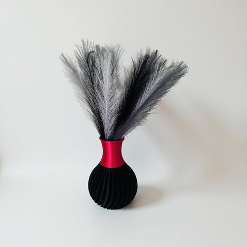 Vase for decor - , dried