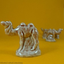 Wade Whimsies (1985/96 Set #2) USA Red Rose Tea - Animals - Beige Camel