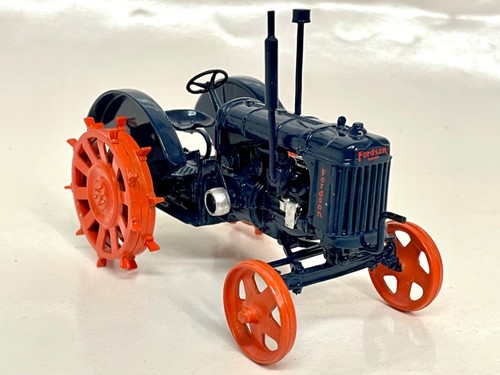 Scale scaledown t016 1946 - 1/32,