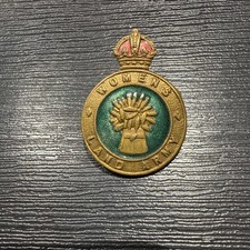 WW2 Womens  Land Army Enamel