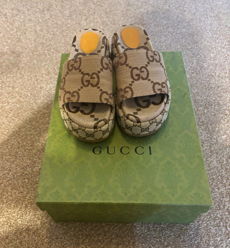 Gucci logo canvas - logo, slide