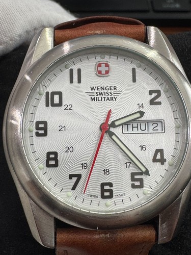 Wenger swiss military 19001 - military,