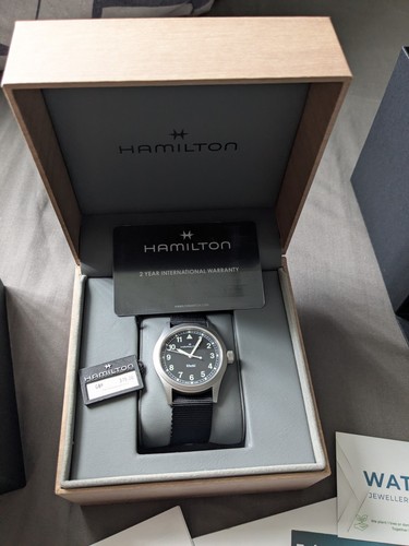 Hamilton khaki field - field, quartz