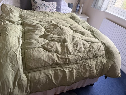 Eiderdown vintage quilt - vintage,
