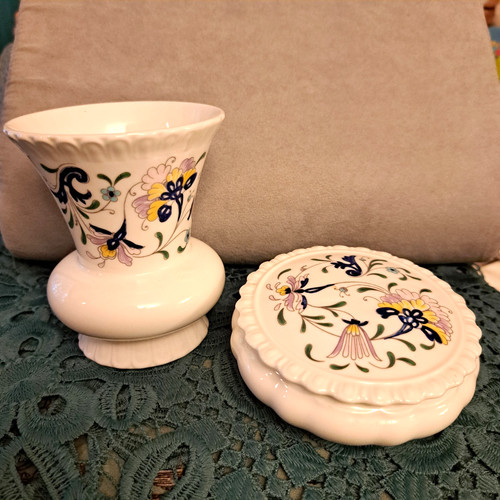 Lot coalport pageant vase - coalport,