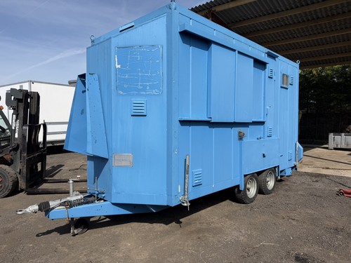 Towable welfare unit twin - towable,