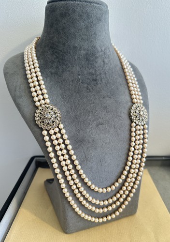 Long haar rani - haar,