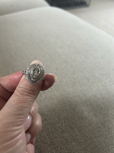 18ct white gold diamond - 18ct, ring
