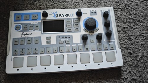 Arturia spark creative drum - spark,