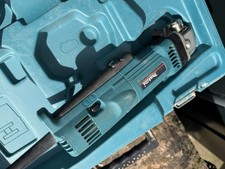 Used Makita DA3011 Right