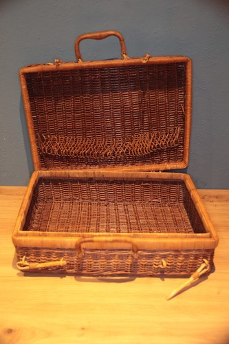 Vintage wicker suitcase - wicker,