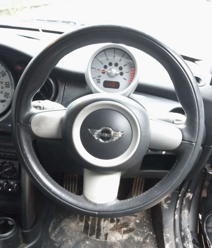 Bmw mini cooper - s, three